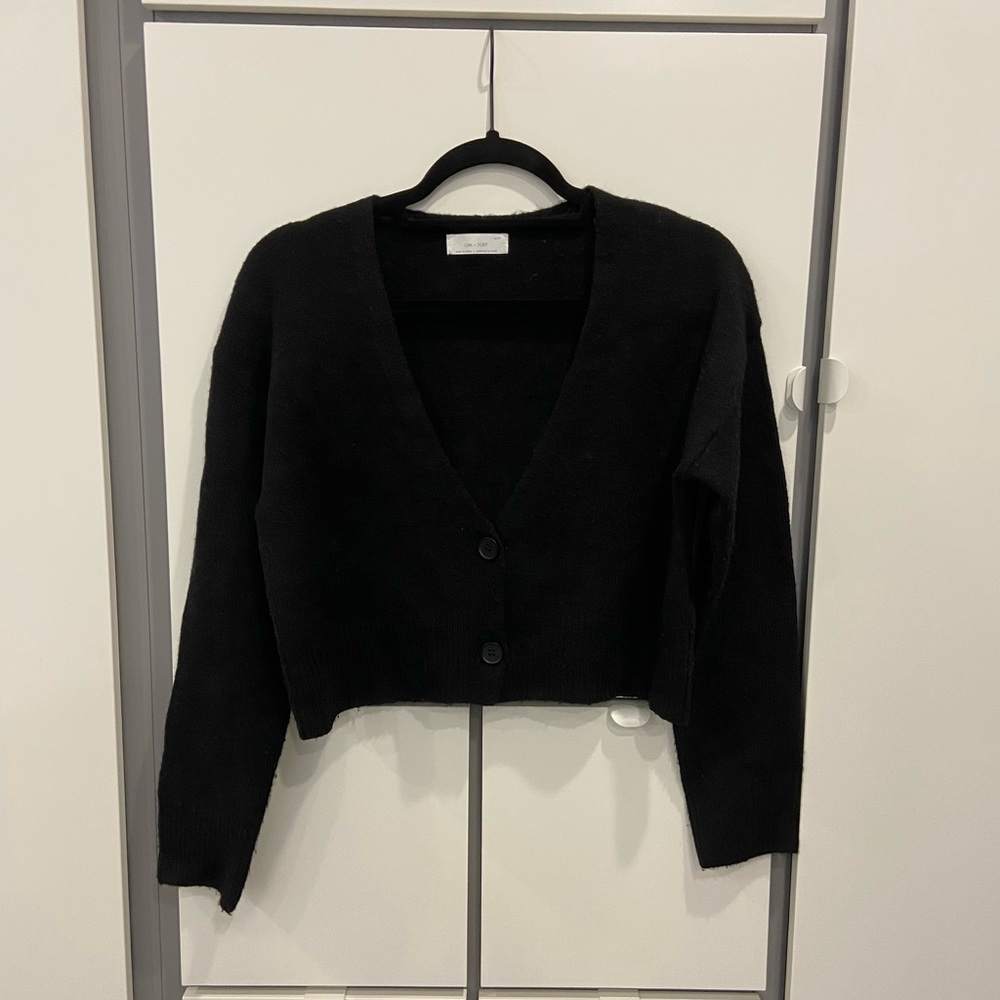 Oak and Fort - Oversized Cropped Cardigan - Black - Size XS